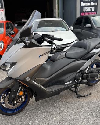 Yamaha TMAX 560 impeccabile