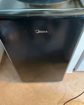 Frigorifero sottotavolato Midea