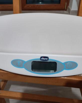 Bilancia digitale Chicco per neonati con scatola