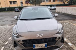 HYUNDAI i10 3ª serie - 2021