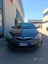 Opel Astra SW 2011  1.7 115 cv