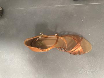 Scarpe da ballo Baciata