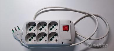Multiprese elettriche (ciabatte) con interruttore