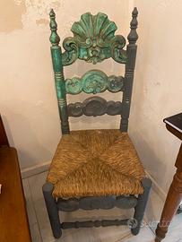 Sedia rustica in legno con seduta in paglia