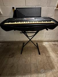 Pianola Yamaha PSR-630