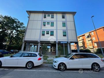 MONOLOCALE A COLLESALVETTI