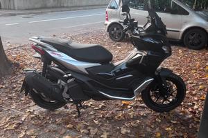 Moto Aprilia gt sr 125