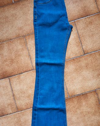jeans elasticizzato 