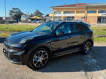 Lynk&co 01 iva esposta