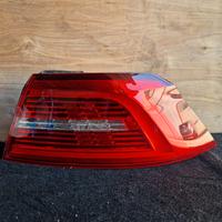 Volkswagen Passat B8 2014-2019 berlina Fanale dx