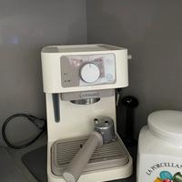 Macchina del caffe delonghi