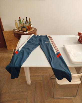 pantalone asics