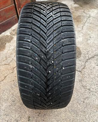 Pneumatico 4 stagioni Toyo 215/45 R16 90V XL