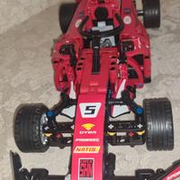 Modellino Ferrari. In mattoncini NO LEGO