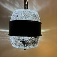 Lampadario in cristallo e metallo, vintage