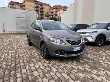 Lancia Ypsilon 1.0 Hybrid Ecochic Gold - VENDUTO