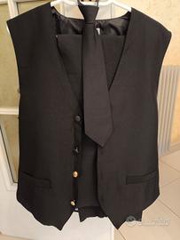 Completo da cameriere