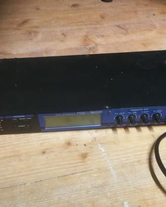 scatola effetti yamaha rev 500
