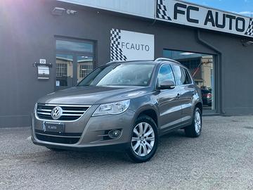 Volkswagen Tiguan 2.0 16V TDI DPF 4motion Sport & 