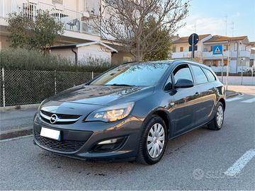 OPEL ASTRA 1.4 GPL - 2035 25€=530KM PERFETTA