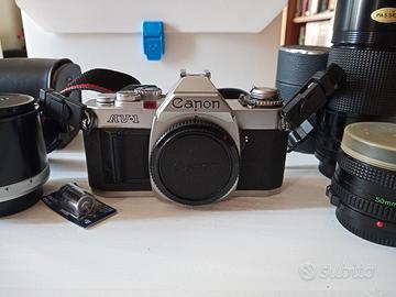 Canon AV-1 + obiettivi originali Canon