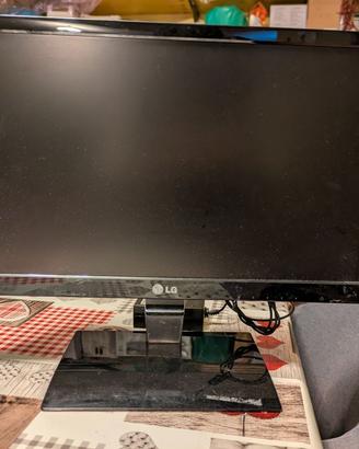 display LG ultra slim 19"