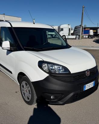 Furgone Fiat doblò 1.3 90 cavalli porta laterale e