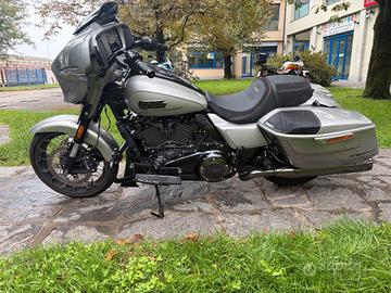 Harley-davidson CVO Street Glide