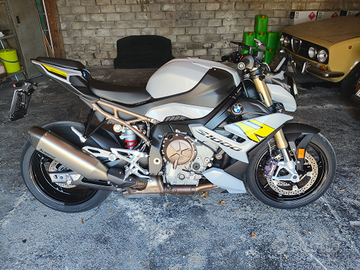 Bmw s 1000r sport akrapovic