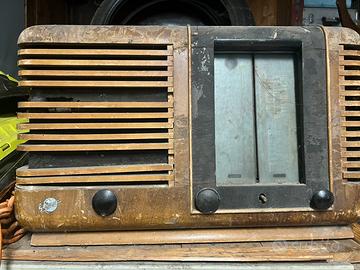 Radio vintage da sistemare