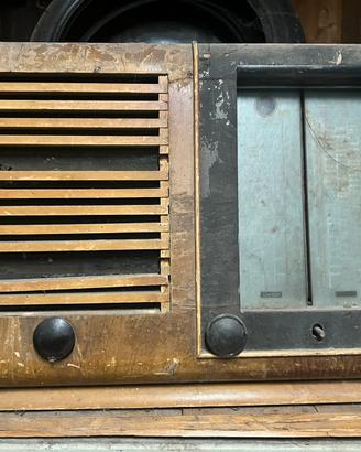 Radio vintage da sistemare