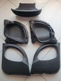 Tasche laterali e vano stereo Punto 188