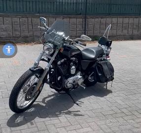 Harley-Davidson Sportster XL1200 Custom anno 2010