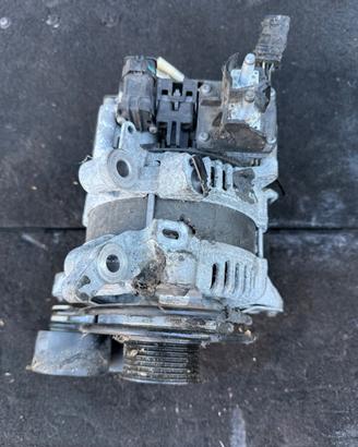 Alternatore usato Volvo XC40 2.0 benzina/hybrid