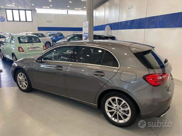 MERCEDES-BENZ A 180 Sport GU5390