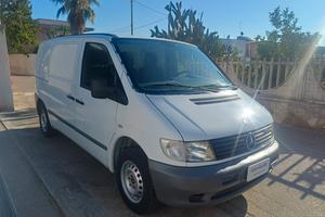 Mercedes Benz Vito CDI Furgone