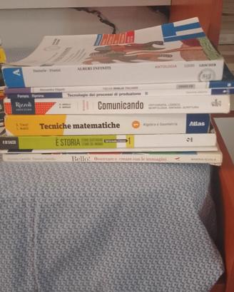 libri superiori grafico è comunicazione