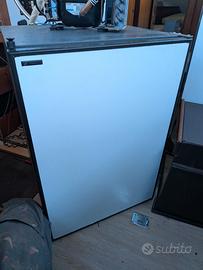 Frigo Vitrifrigo 12/24V 130L compressore Danfoss