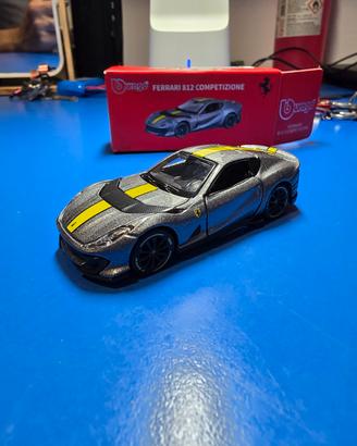 Modellino auto BBurago ferrari 812 competizione sc
