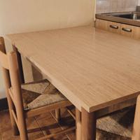 Tavolo con sedie per cucina