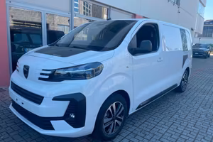 PEUGEOT Expert 2.2 BlueHDi 150 S&S Tech Edition