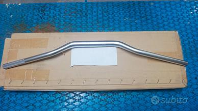 manubrio moto alluminio piega bassa 28/22 mm