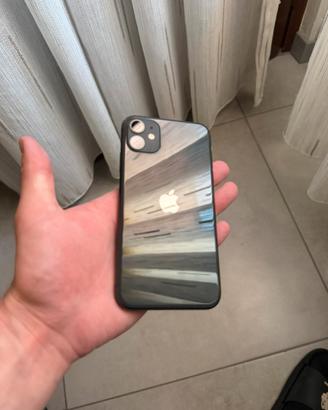 Iphone 11 - BLOCCATO - Solo uso ricambi componenti