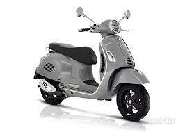 Piaggio Vespa 300 GTS - 2024