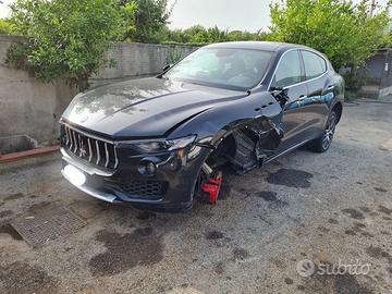 Ricambi maserati levante