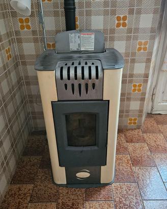 Stufa a pellet Anselmo Cola Alisea 9 kW