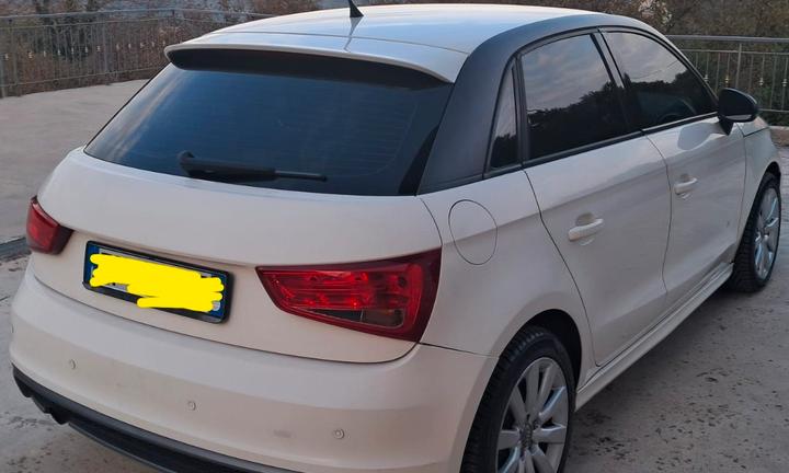Audi A1 1.6 90 cv per neo patentati