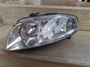 faro anteriore alfa gt