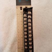 OMRON CS1W-AD081-V1 scheda analogica/digitale 8 in