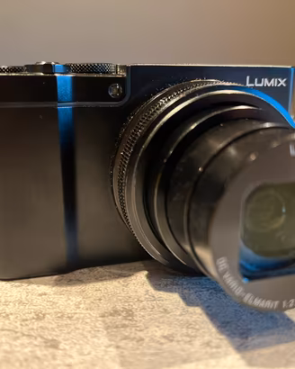 Panasonic Lumix TZ100 Leica 4K  1090 scatti